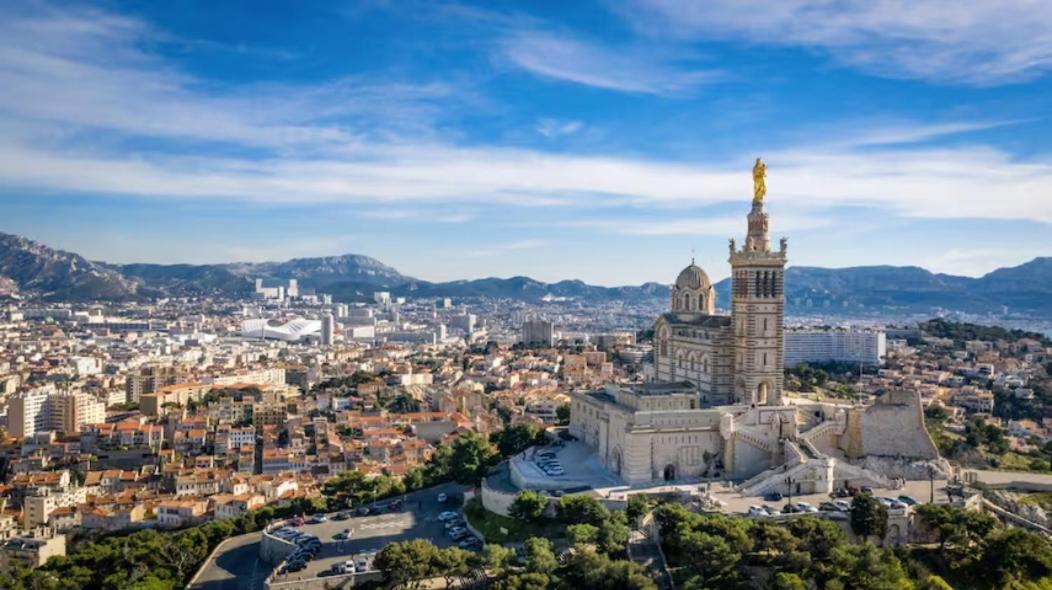 Superbe Appart, Central, Petit Balcon & Vue Place Marseille Exterior photo